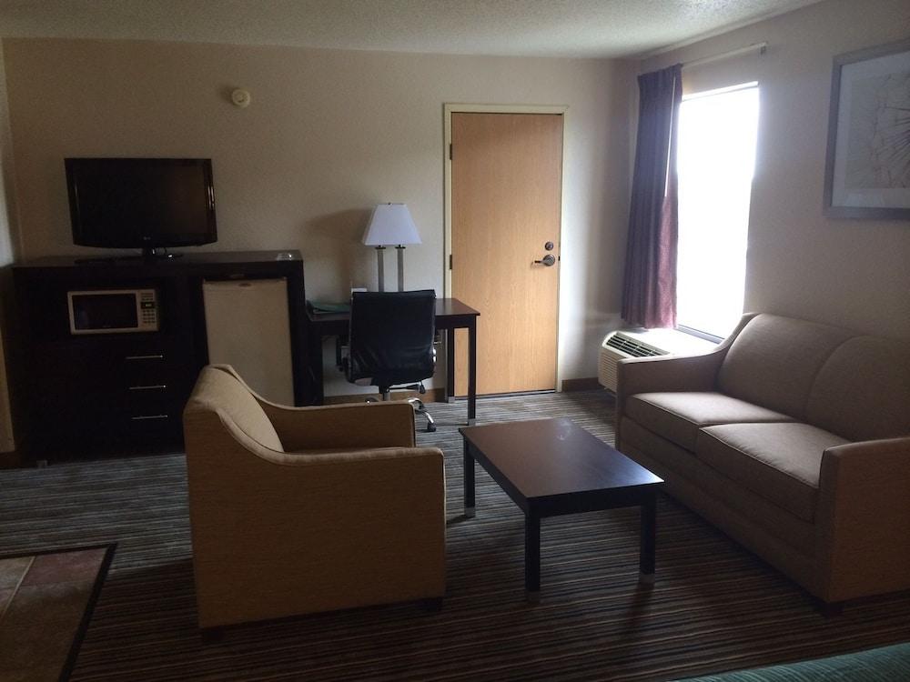 Spark By Hilton Wytheville East Main Street Экстерьер фото