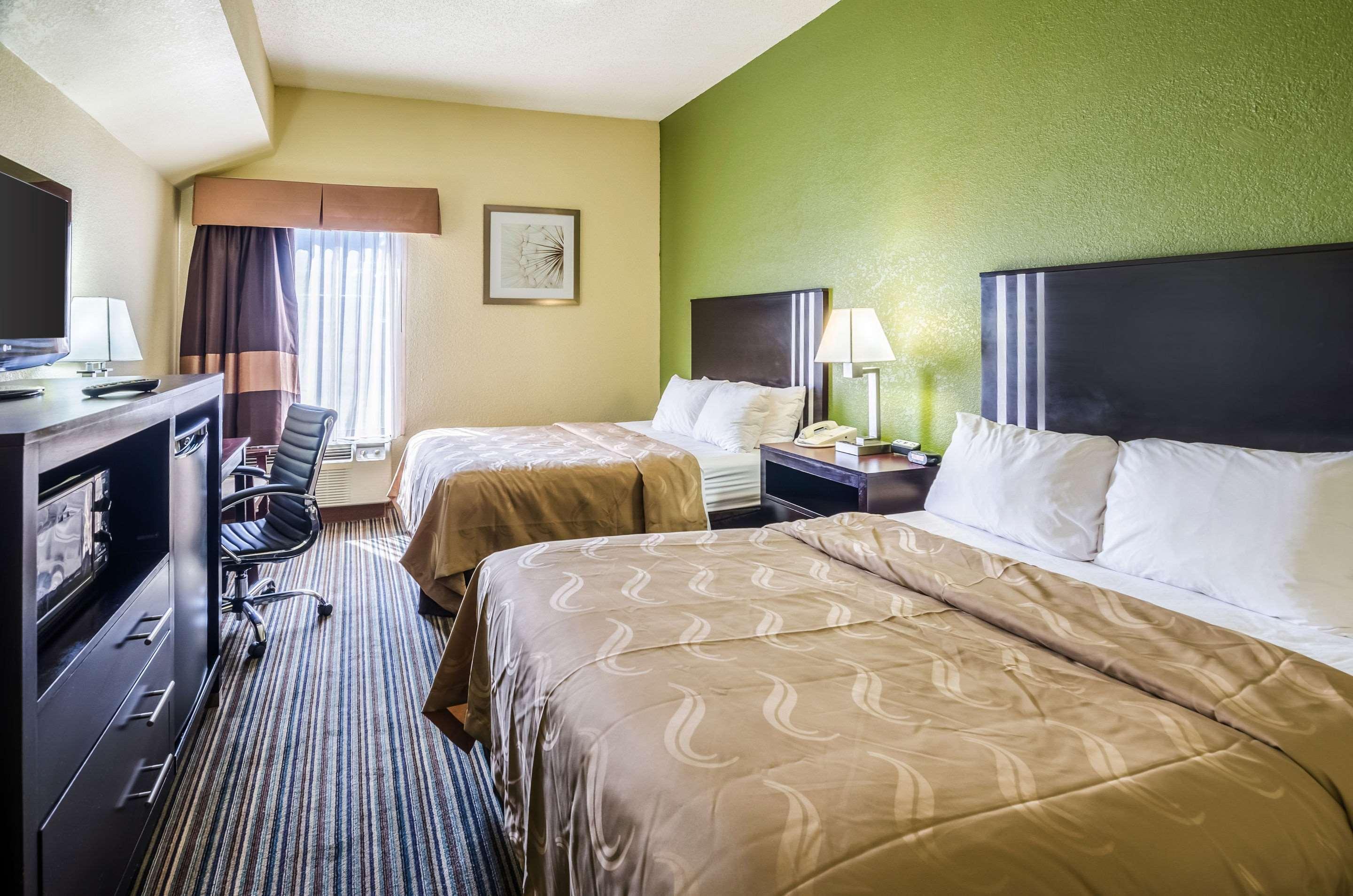 Spark By Hilton Wytheville East Main Street Экстерьер фото