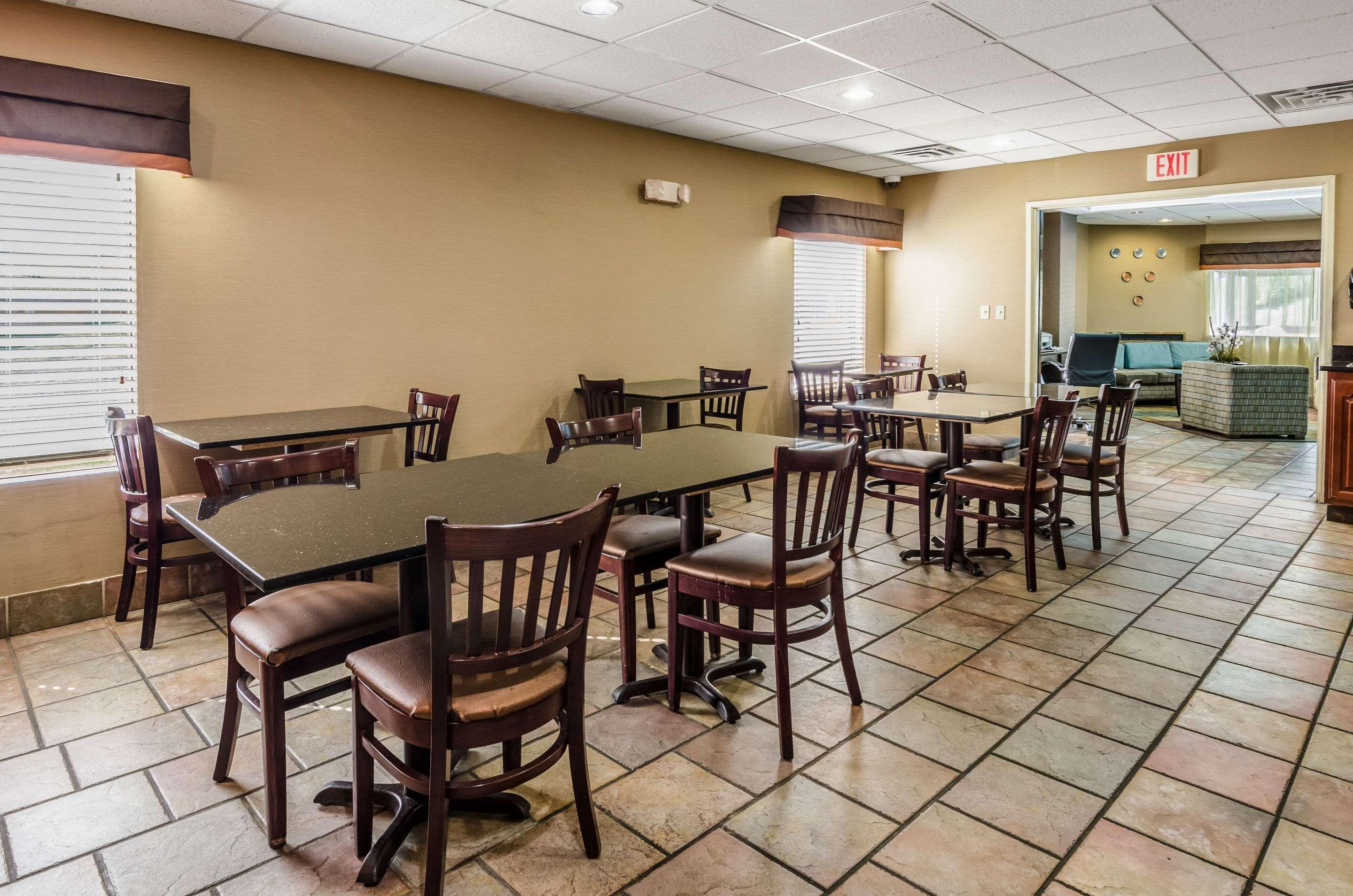 Spark By Hilton Wytheville East Main Street Экстерьер фото
