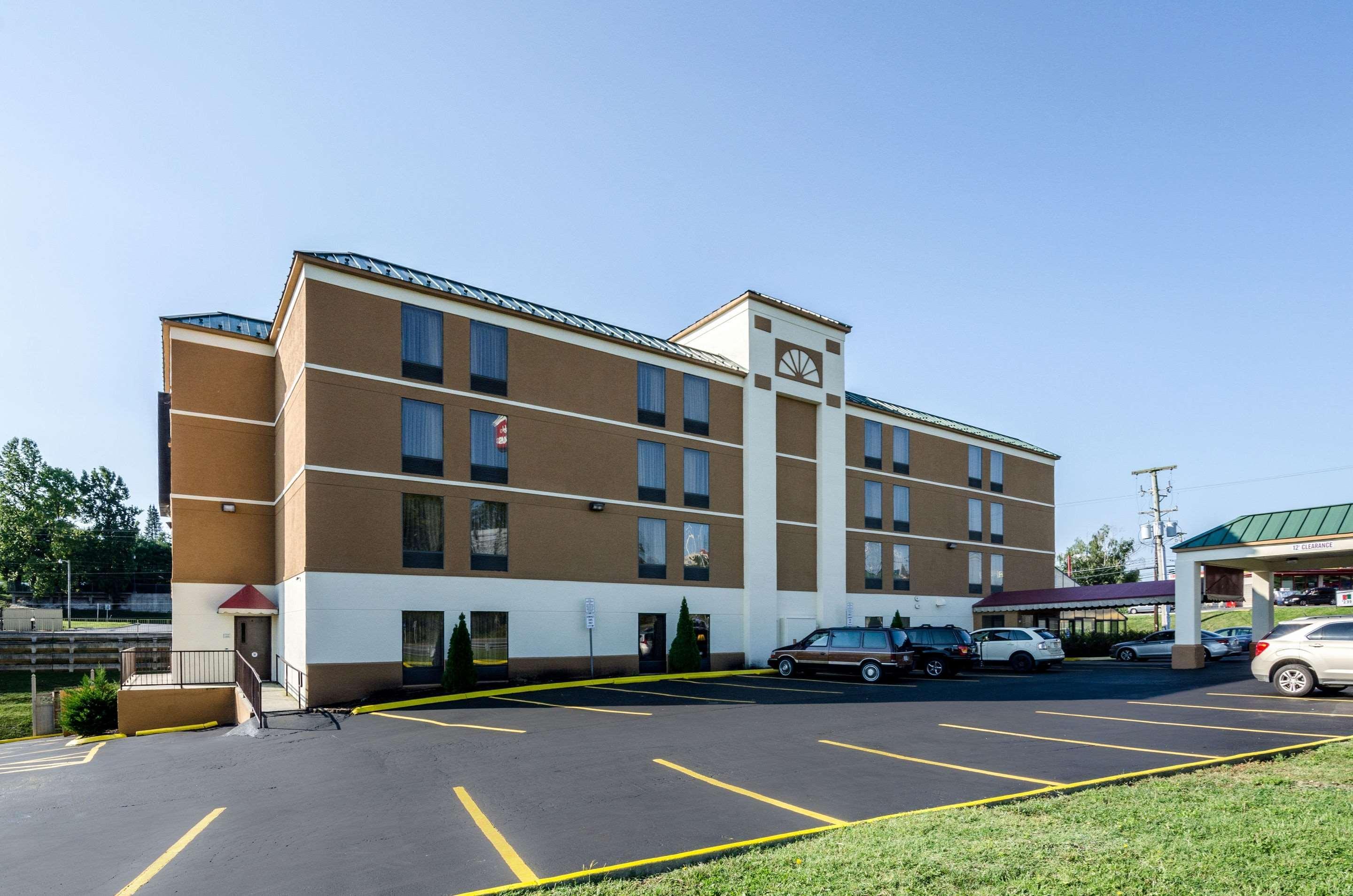 Spark By Hilton Wytheville East Main Street Экстерьер фото