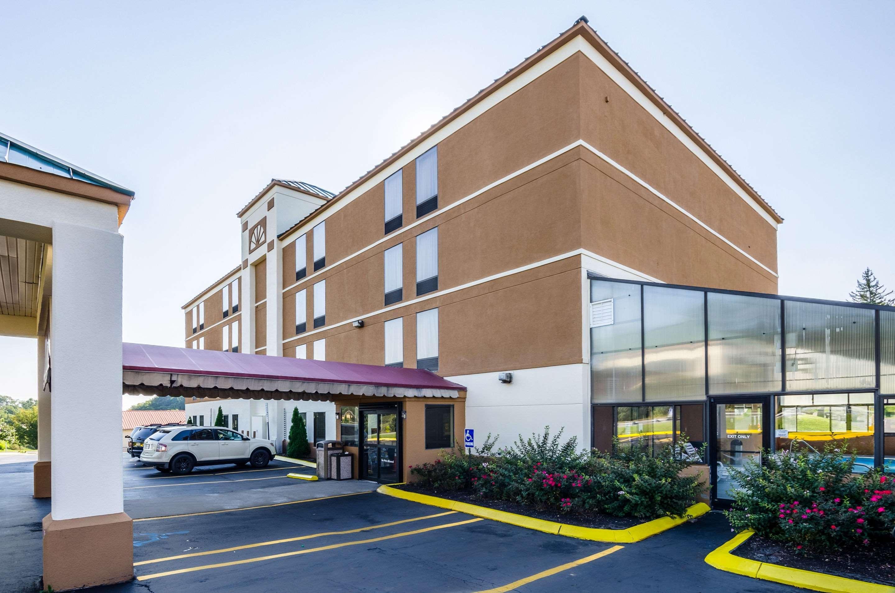 Spark By Hilton Wytheville East Main Street Экстерьер фото