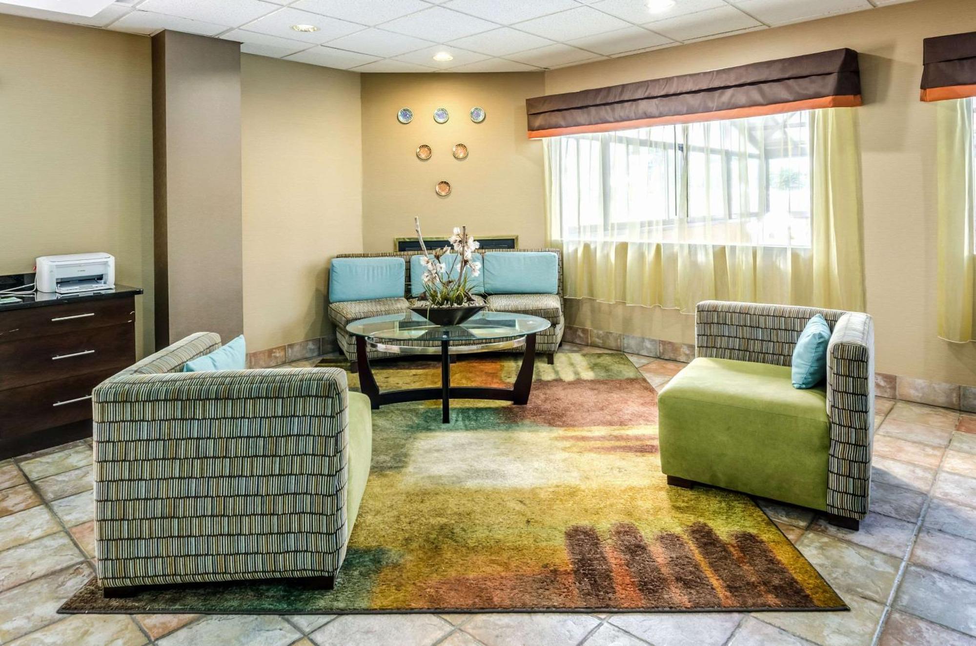 Spark By Hilton Wytheville East Main Street Экстерьер фото